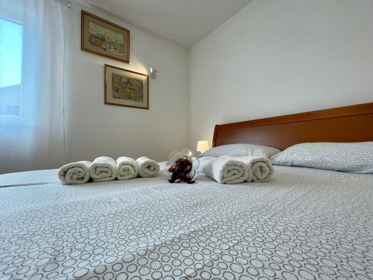 Apartments Matacin With Sea View Опатия Экстерьер фото
